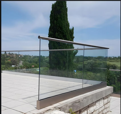 Modern Glass Balcony Railings - Frameless or With Frame